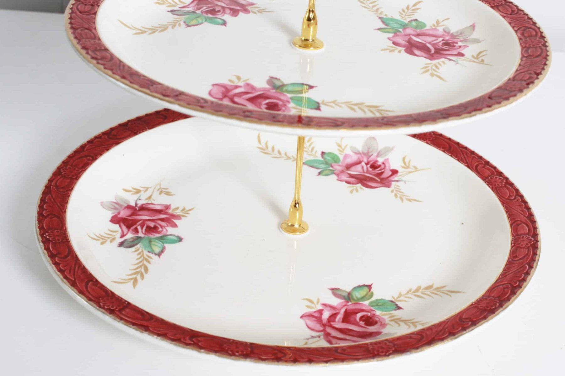 cake stand for hire closeup