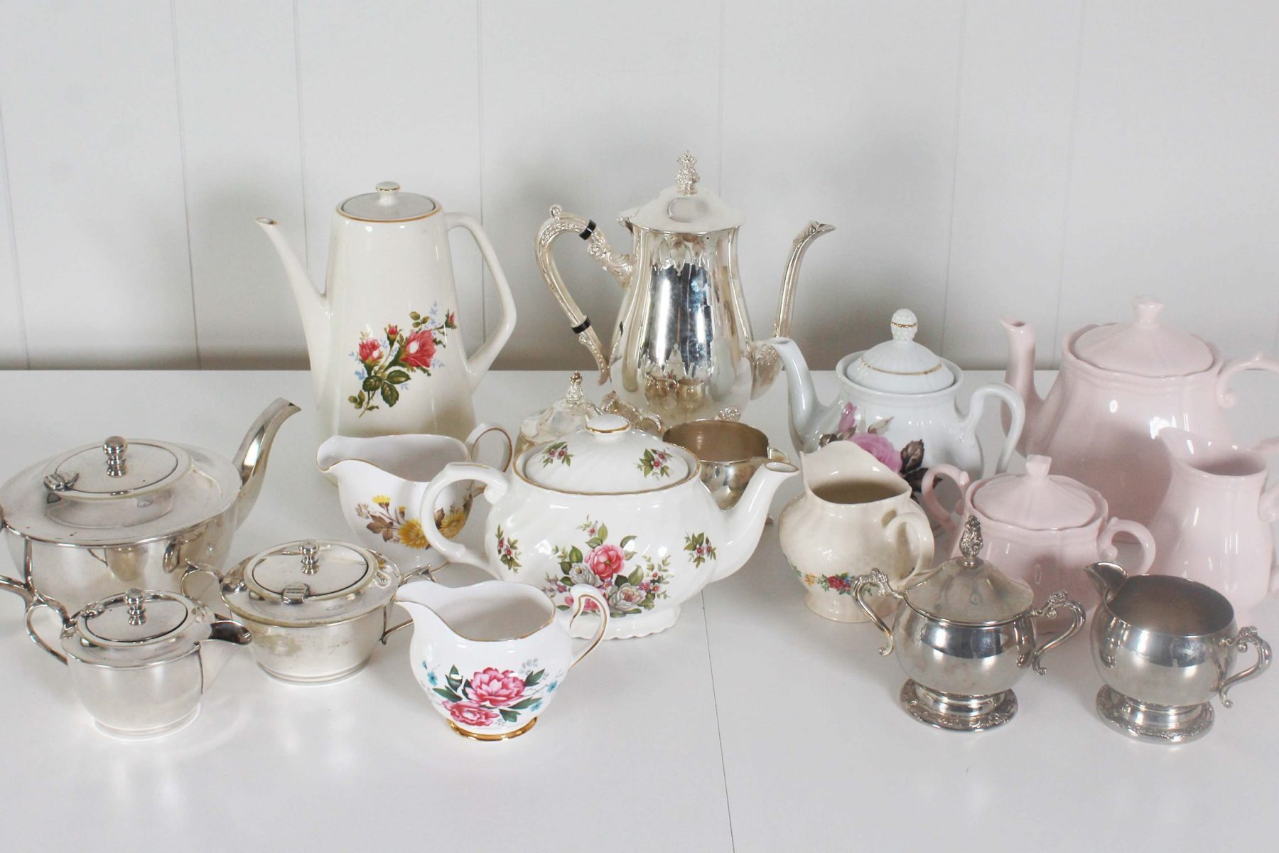 plates teapots and jugs (1)